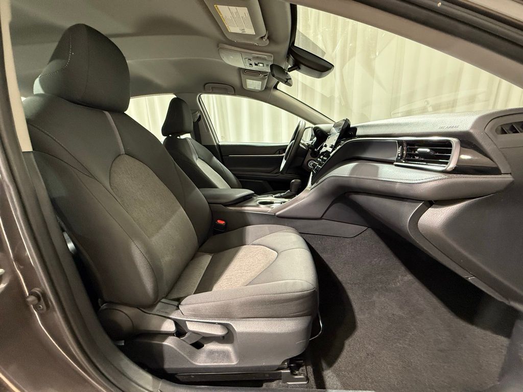 Thumbnail: 2024 Toyota Camry - 19