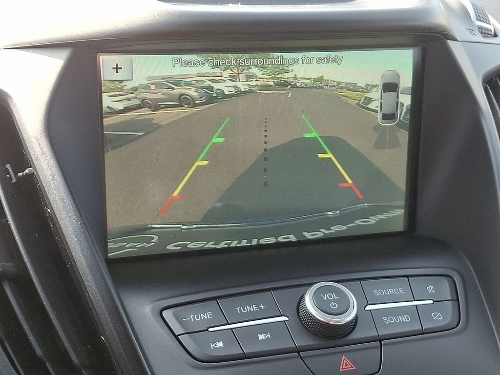 2019 Ford Escape SEL 19