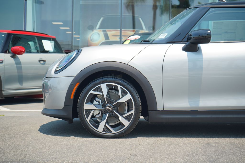 Thumbnail: 2025 MINI Cooper Hardtop - 2