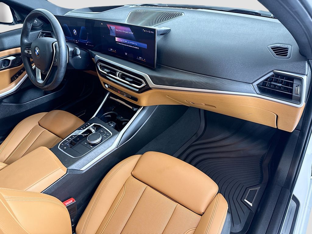 Thumbnail: 2023 BMW 3 Series - 17