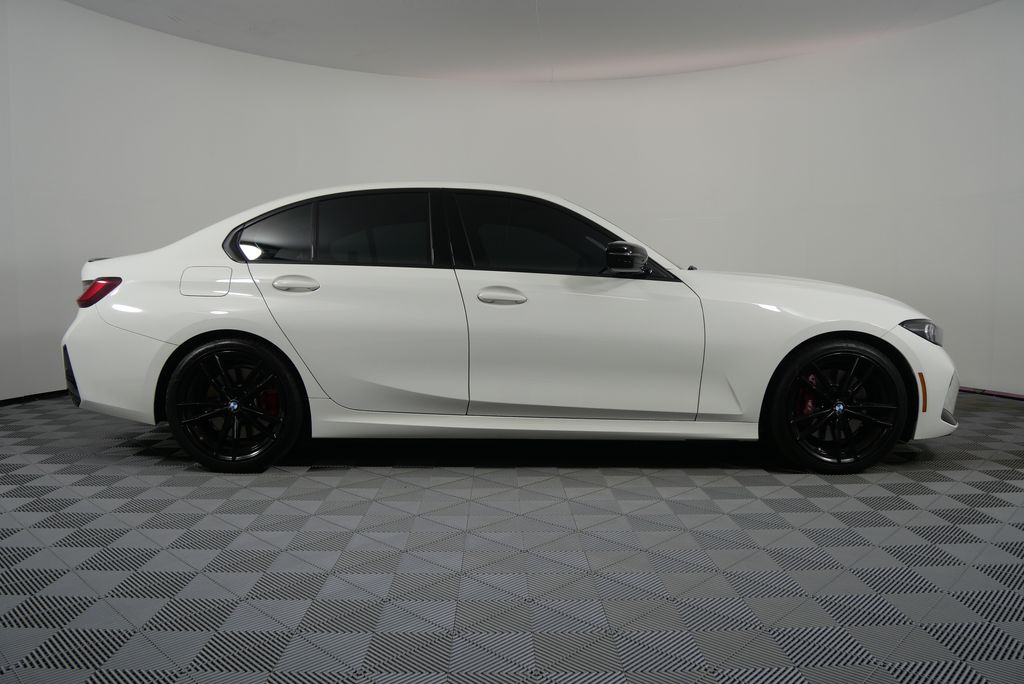 2023 BMW 3 Series 330i 2