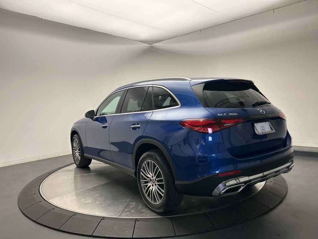 Thumbnail: 2026 Mercedes-Benz GLC - 5