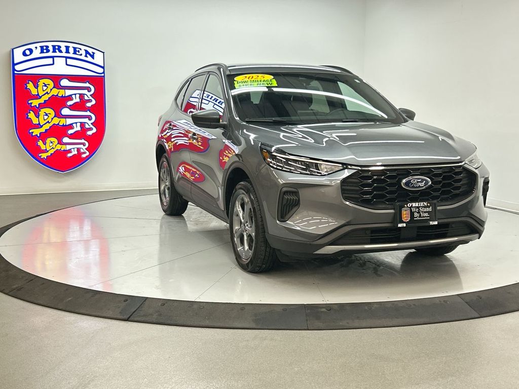2025 Ford Escape ST-Line AWD