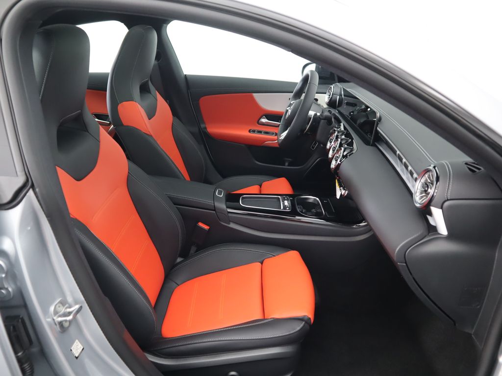 2025 Mercedes-Benz CLA 45 AMG 22