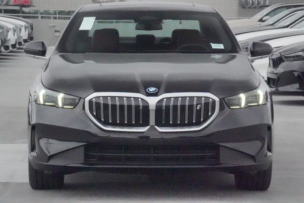 2025 BMW i5 eDrive40 2
