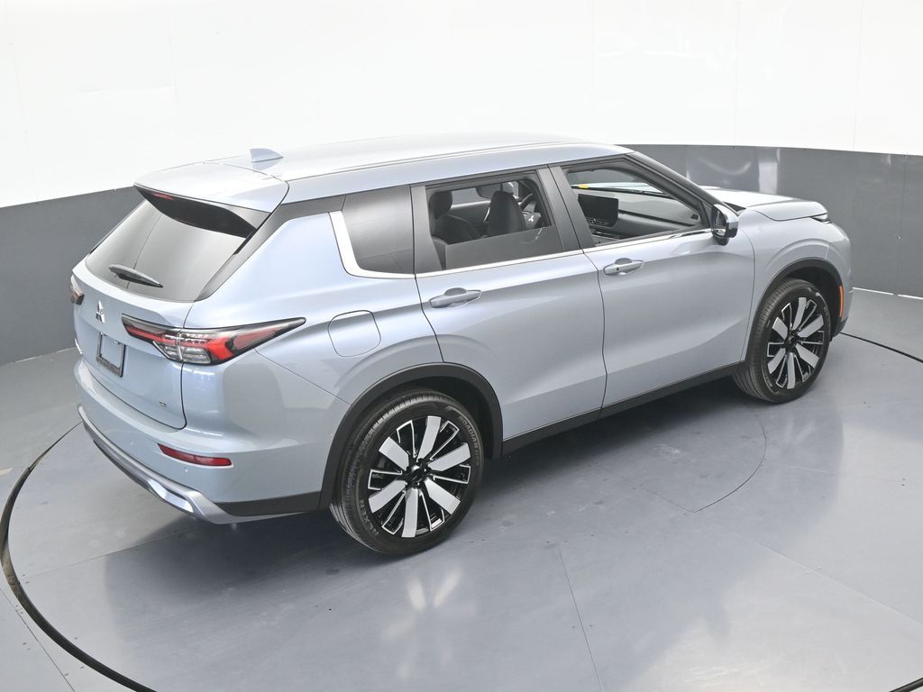 New 2026 Gray Mitsubishi SE image 62