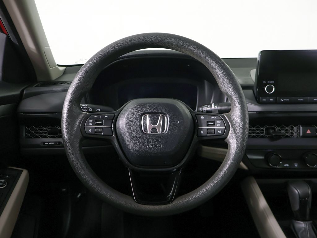 Used 2023 Red Honda LX image 32