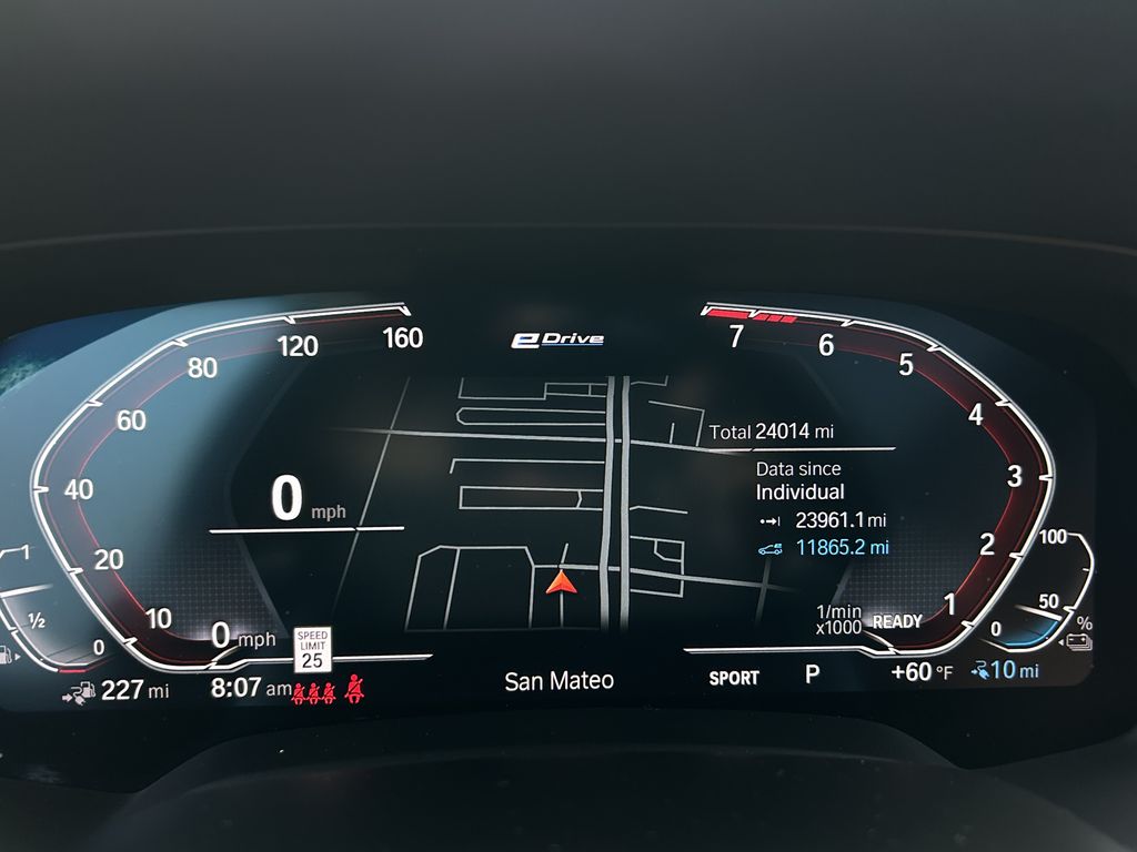 Thumbnail: 2023 BMW X5 - 21