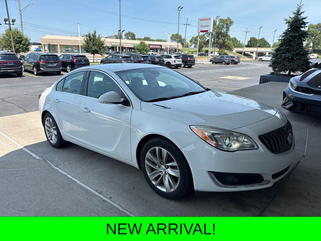 2016 Buick Regal Premium II Sedan FWD