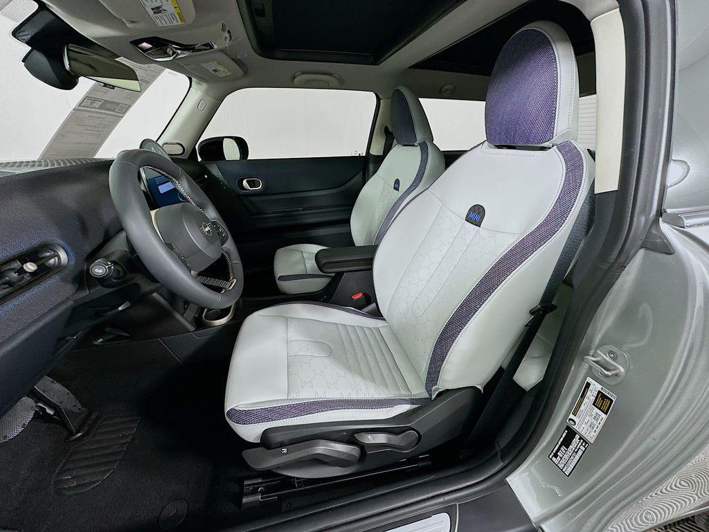 Thumbnail: 2025 MINI Cooper - 20