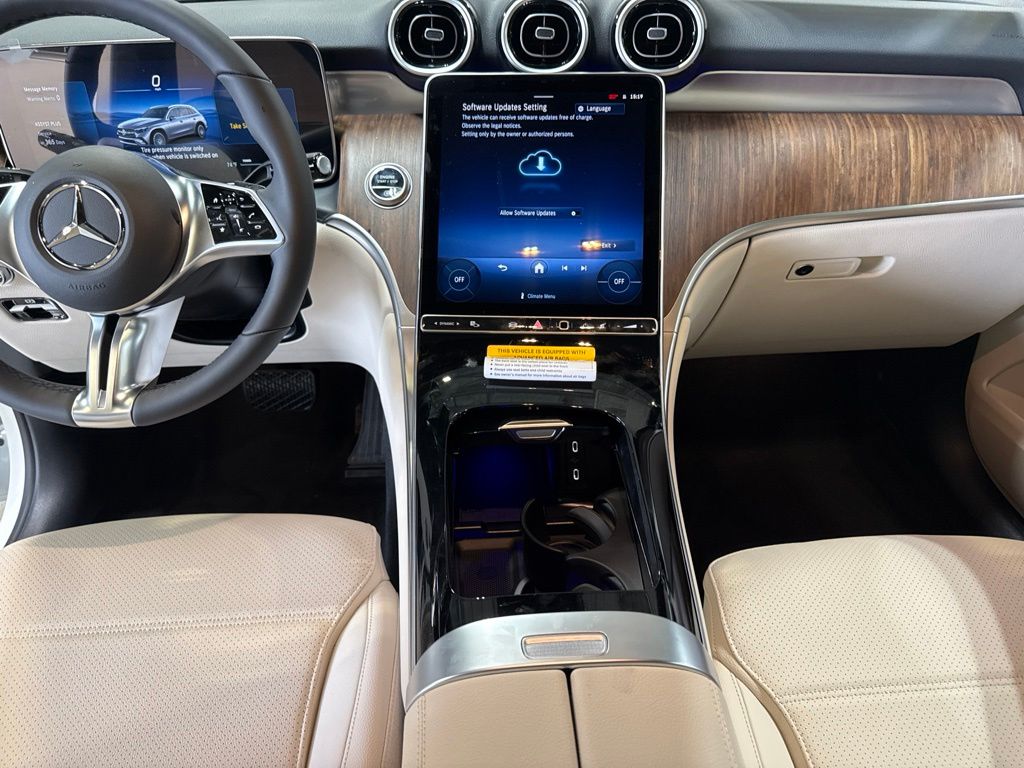 Thumbnail: 2027 Mercedes-Benz GLC - 26