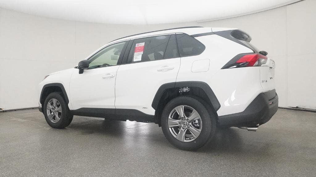 Thumbnail: 2025 Toyota RAV4 - 6