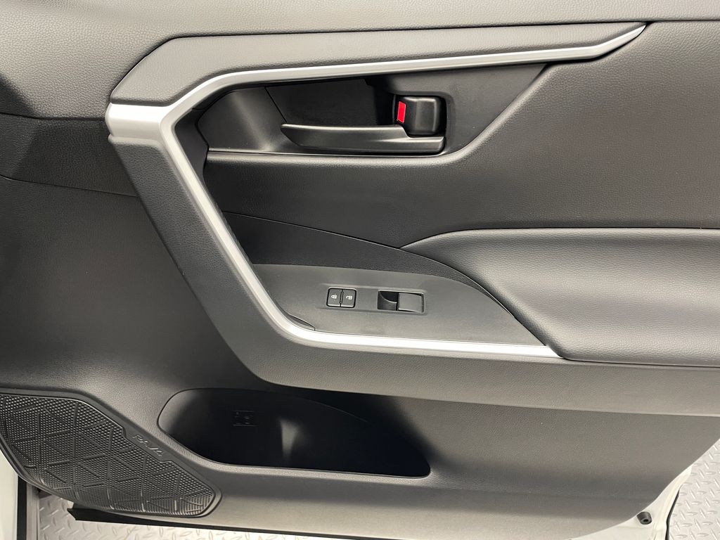 Thumbnail: 2024 Toyota RAV4 - 14