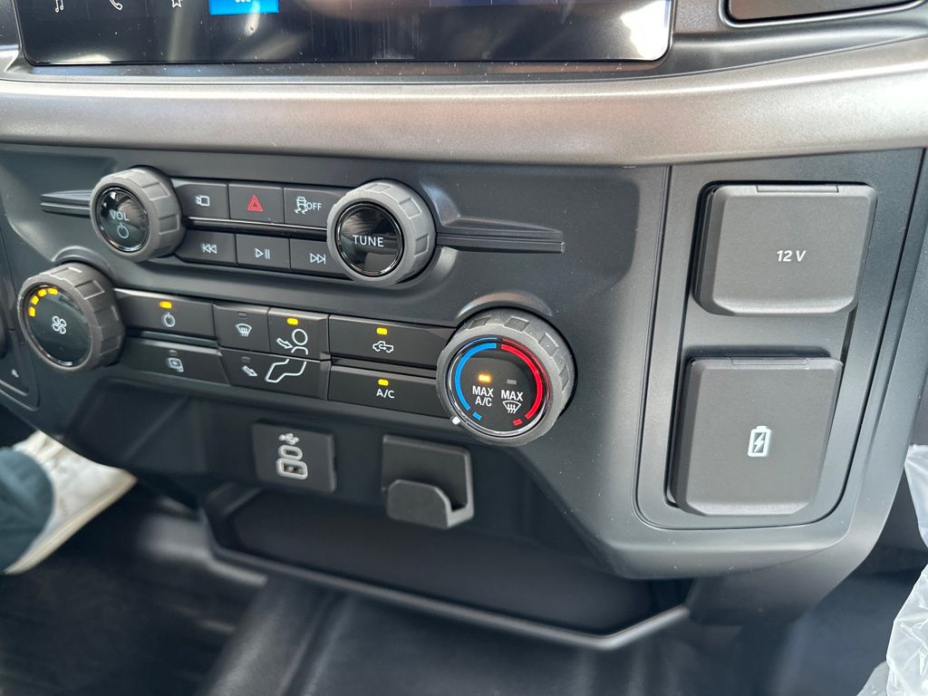 New 2025 Ford F-150 SuperCrew 5.5' Box XL