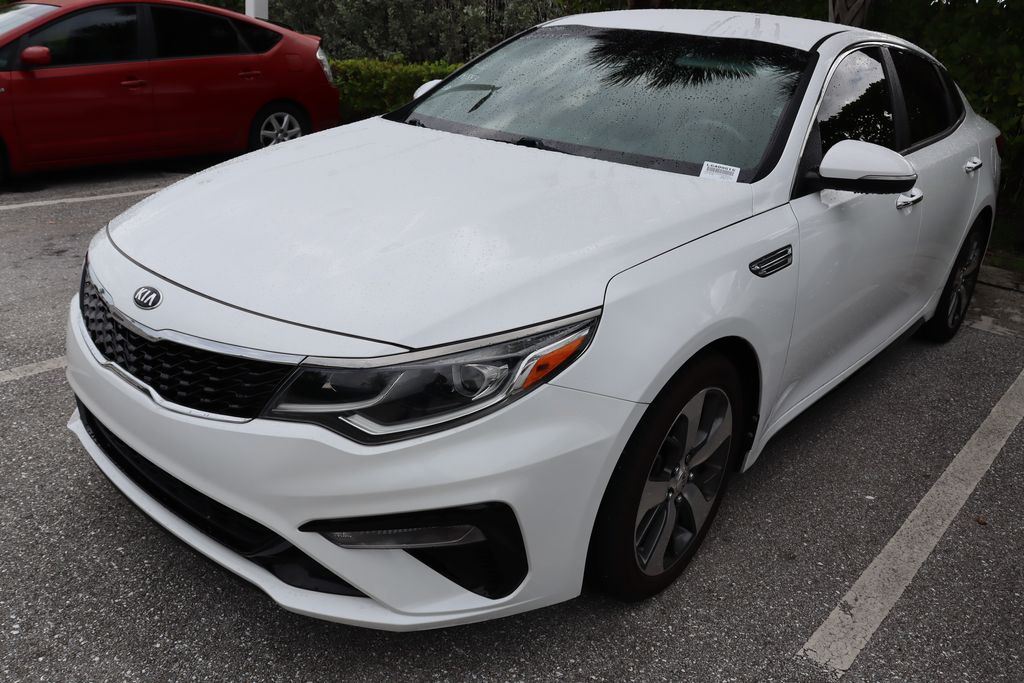 Thumbnail: 2020 Kia Optima - 2