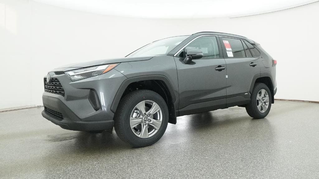 Thumbnail: 2025 Toyota RAV4 - 13