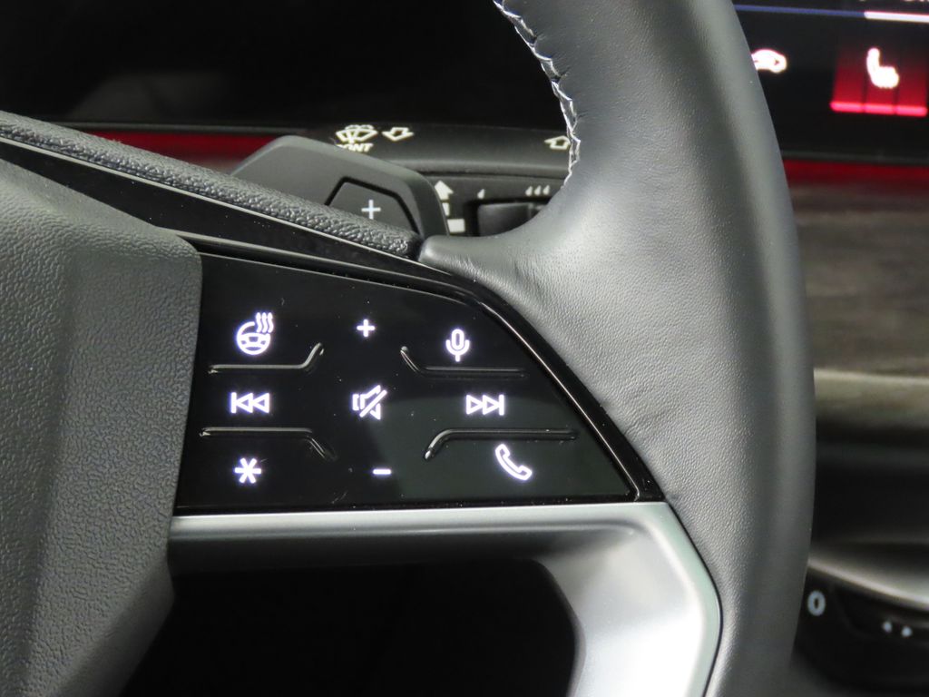 Thumbnail: 2025 Audi Q5 - 17