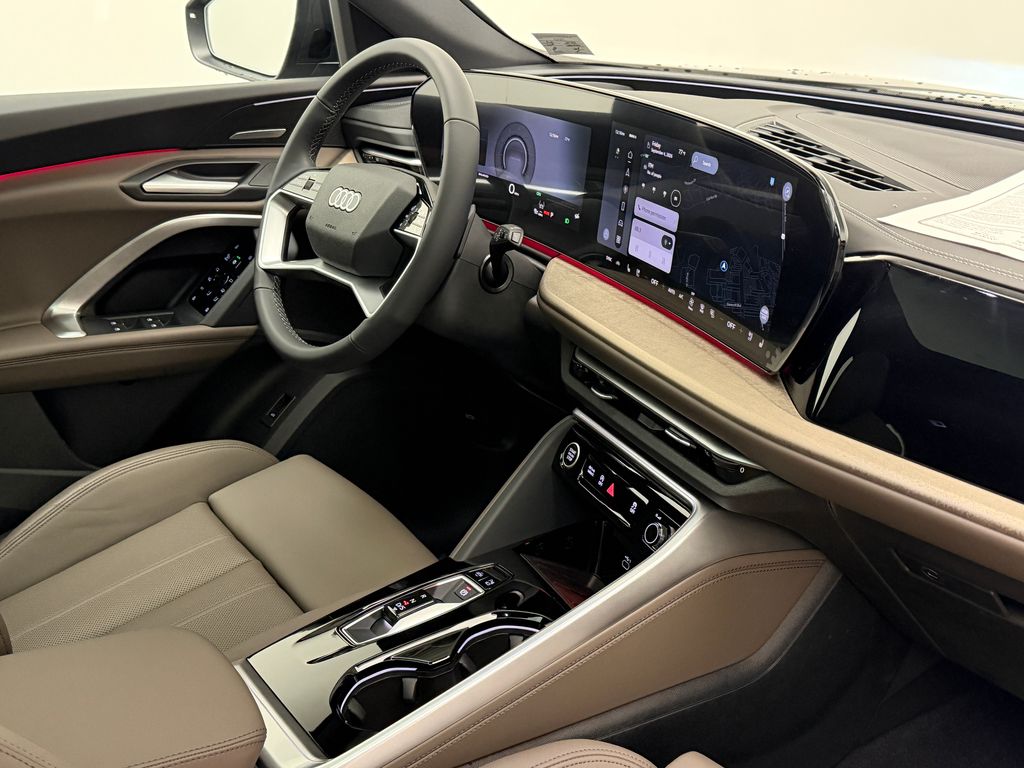 Thumbnail: 2026 Audi Q5 - 10