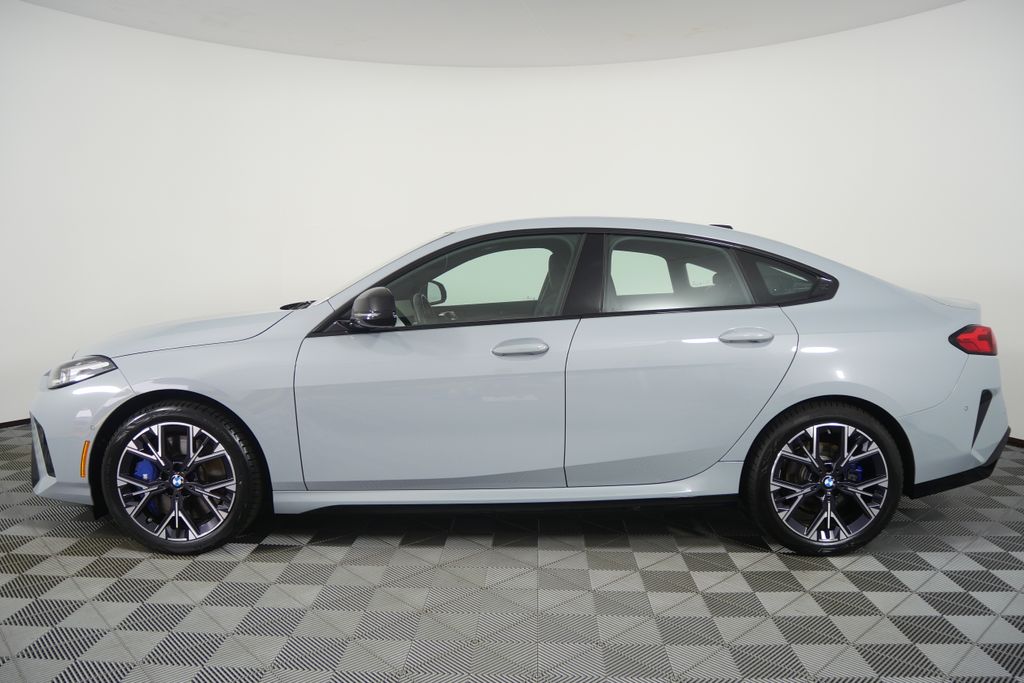 Thumbnail: 2026 BMW 2 Series - 6