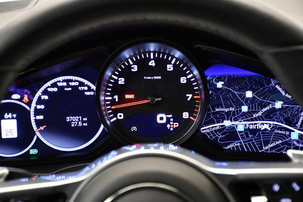 Thumbnail: 2023 Porsche Cayenne - 30