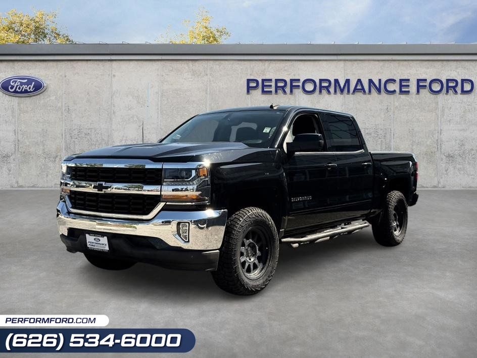 Black 2018 Chevrolet Silverado 1500 LT Crew Cab RWD Pickup Truck 4X2 6-Speed Automatic Overdrive