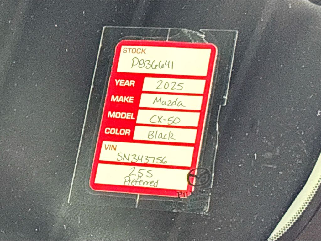 2025 Mazda CX-50 2.5 S Preferred Package