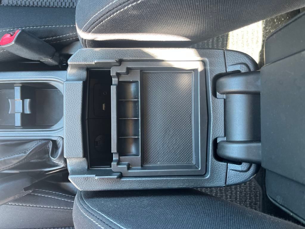 2018 Ice Silver Metallic Subaru Forester 2.5i AWD SUV
