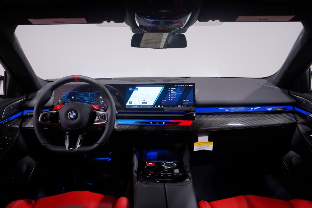 Thumbnail: 2026 BMW M5 - 10