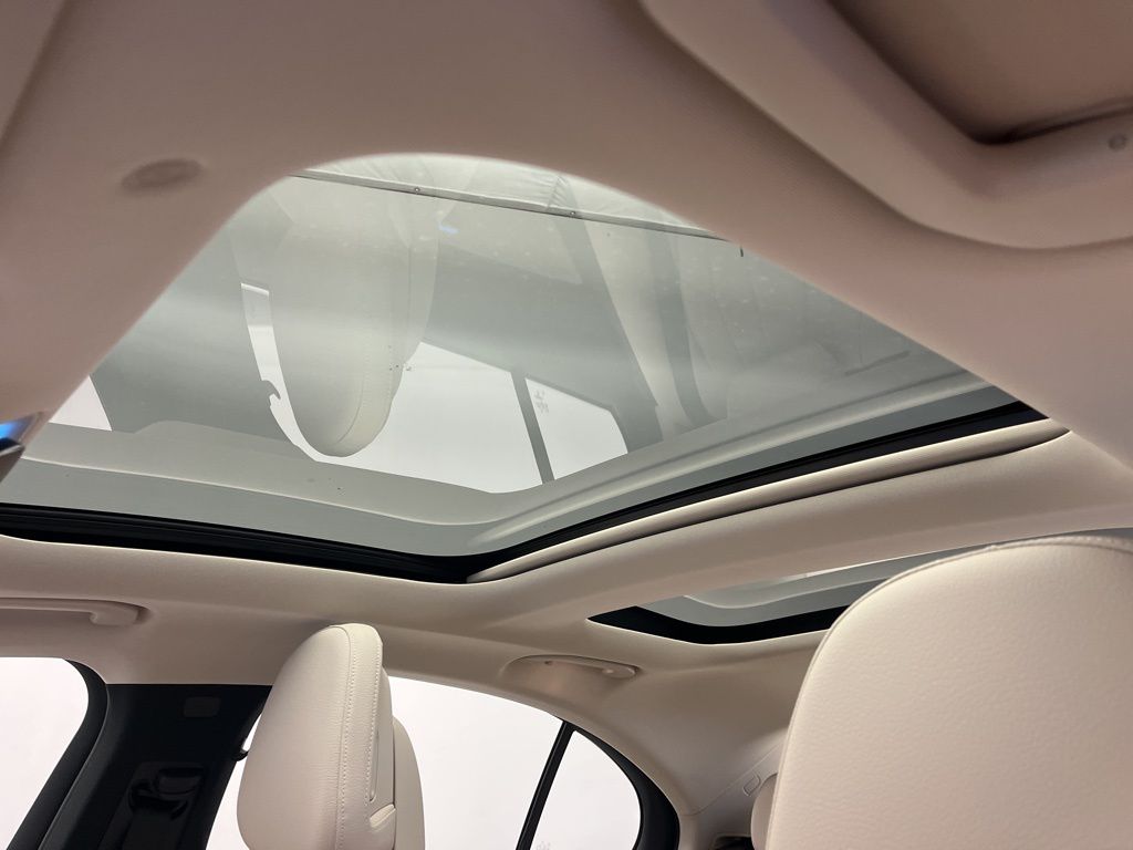 Thumbnail: 2026 Mercedes-Benz E-Class - 23