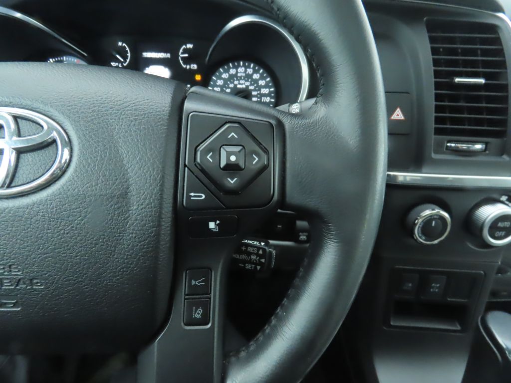 Thumbnail: 2021 Toyota Sequoia - 12