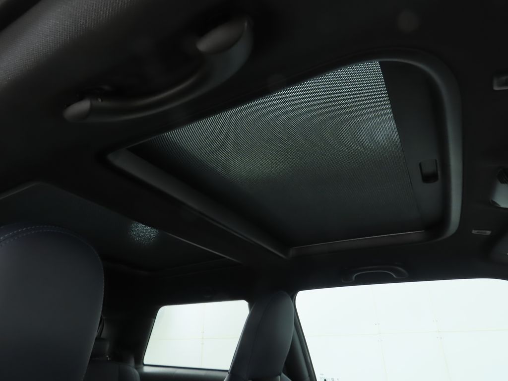 Thumbnail: 2025 MINI Cooper - 16