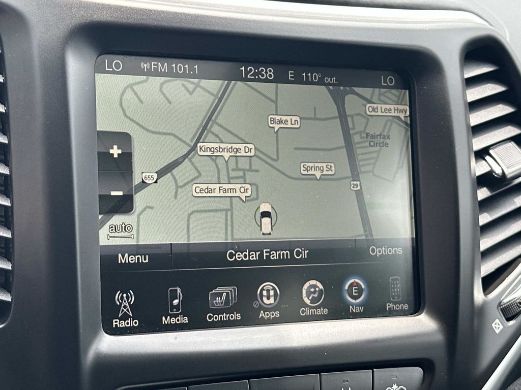View vehicle photo 5