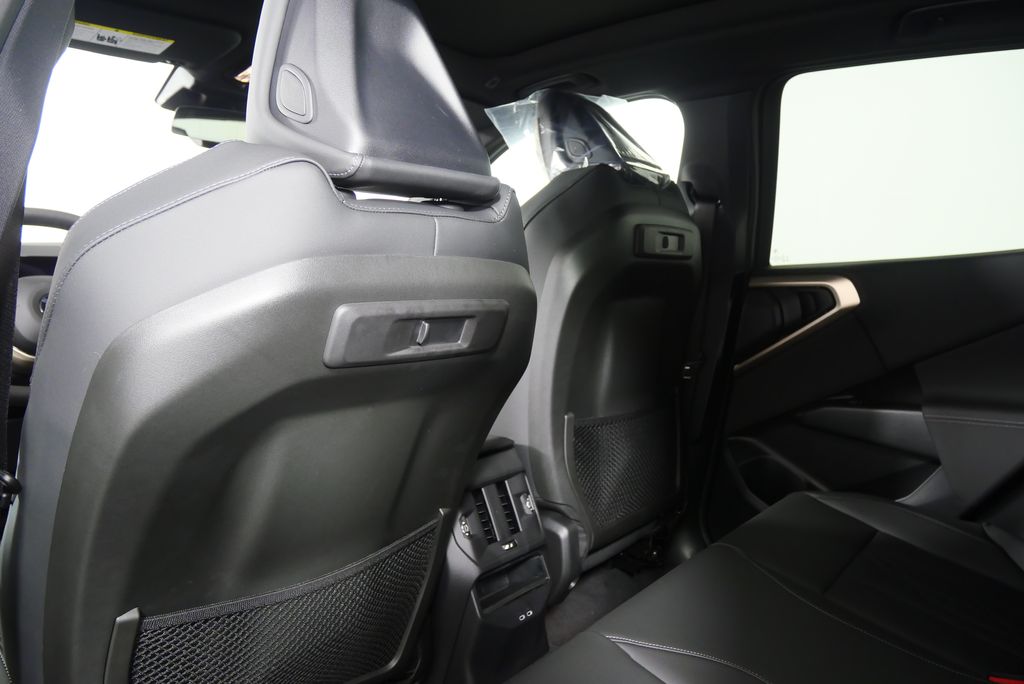 Thumbnail: 2025 BMW X3 - 17