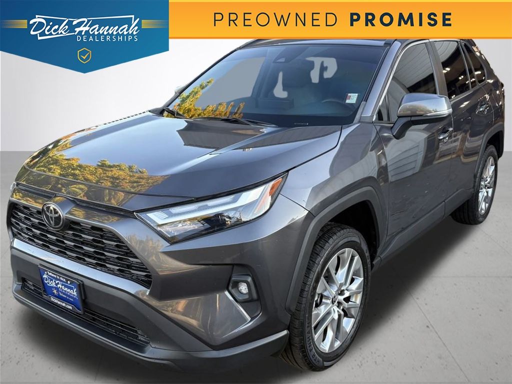 2022 Toyota RAV4 XLE Premium