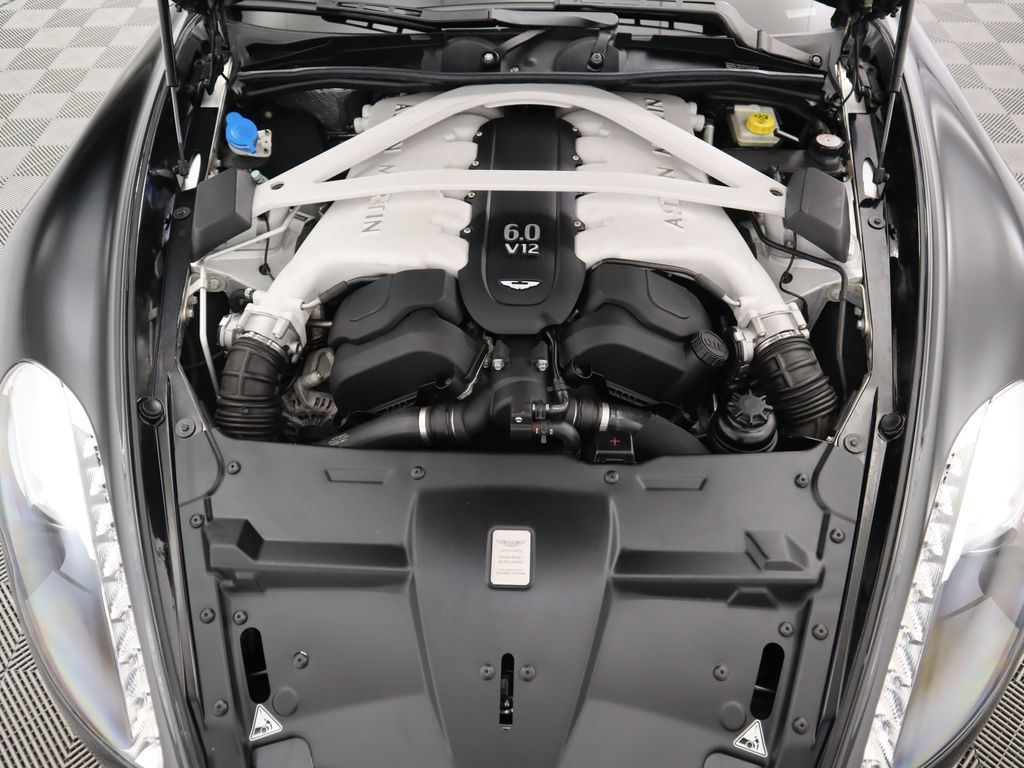 Thumbnail: 2015 Aston Martin Vanquish - 28