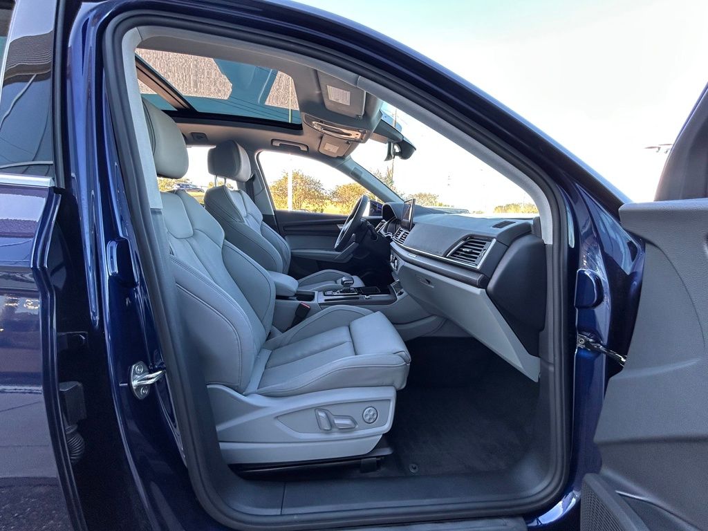 New 2025  Audi 45 S line Prestige image 46