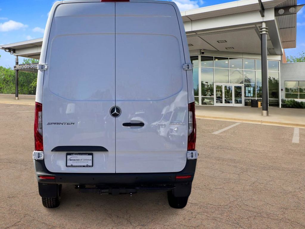 2024 Mercedes-Benz Sprinter 2500 Cargo 144 WB 3