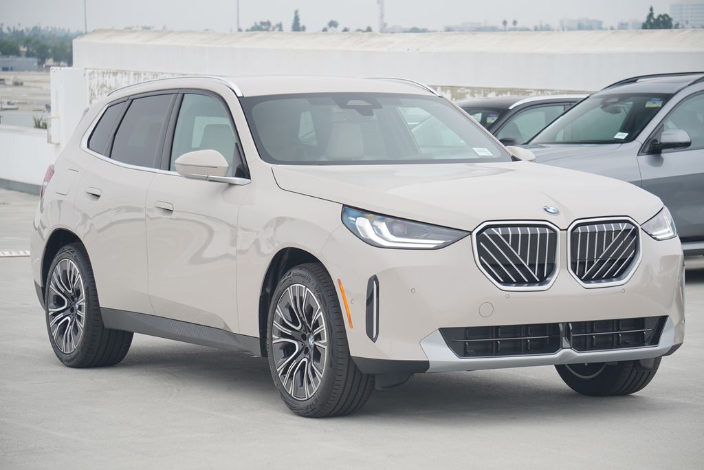 Thumbnail: 2026 BMW X3 - 3