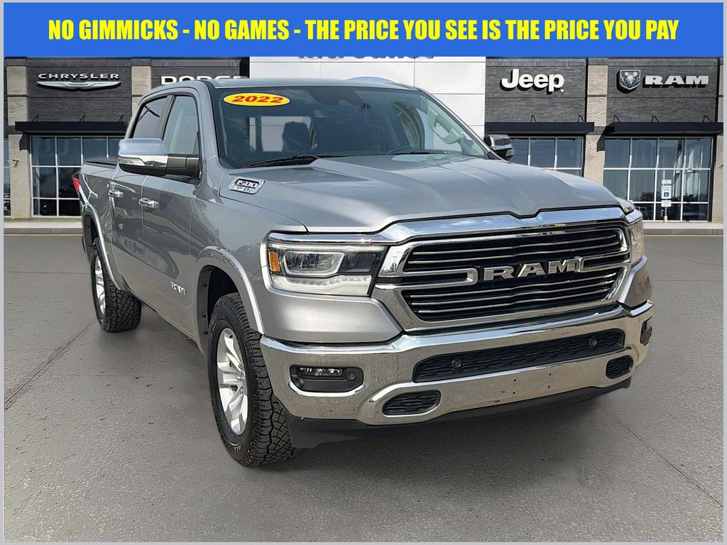 2022 RAM 1500 Laramie Crew Cab 4WD