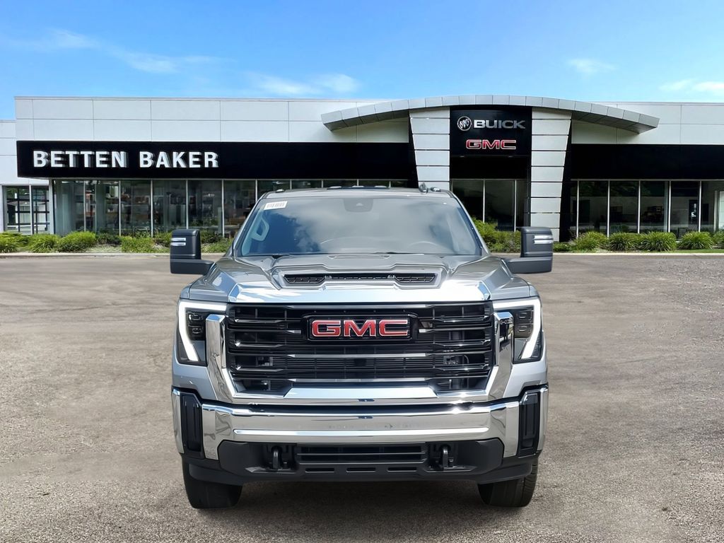 2024 GMC Sierra 2500HD Pro 2