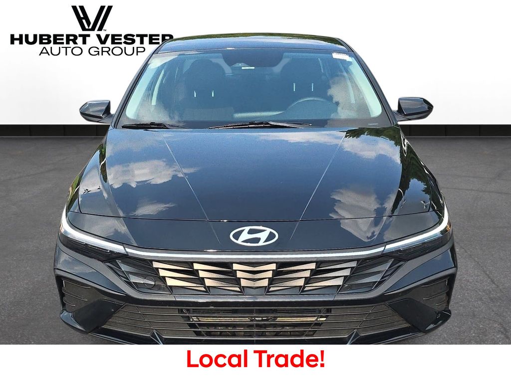 Used 2026 Hyundai Elantra Hybrid Sedan