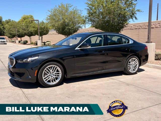 2025 BMW 5 Series 530i RWD