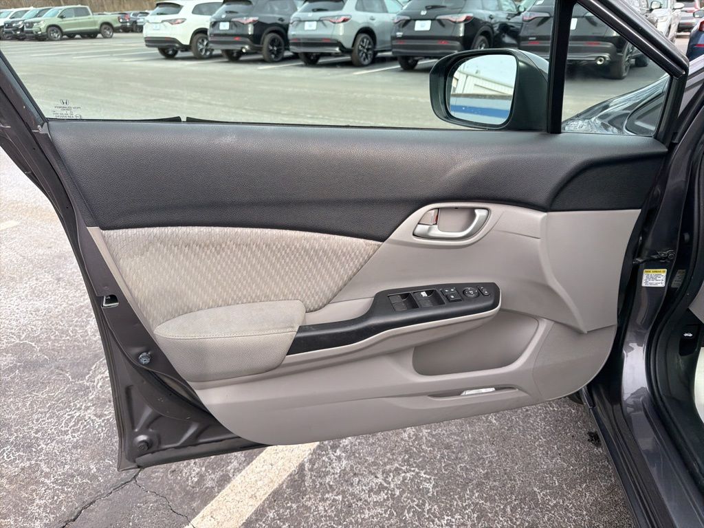 Thumbnail: 2015 Honda Civic - 18