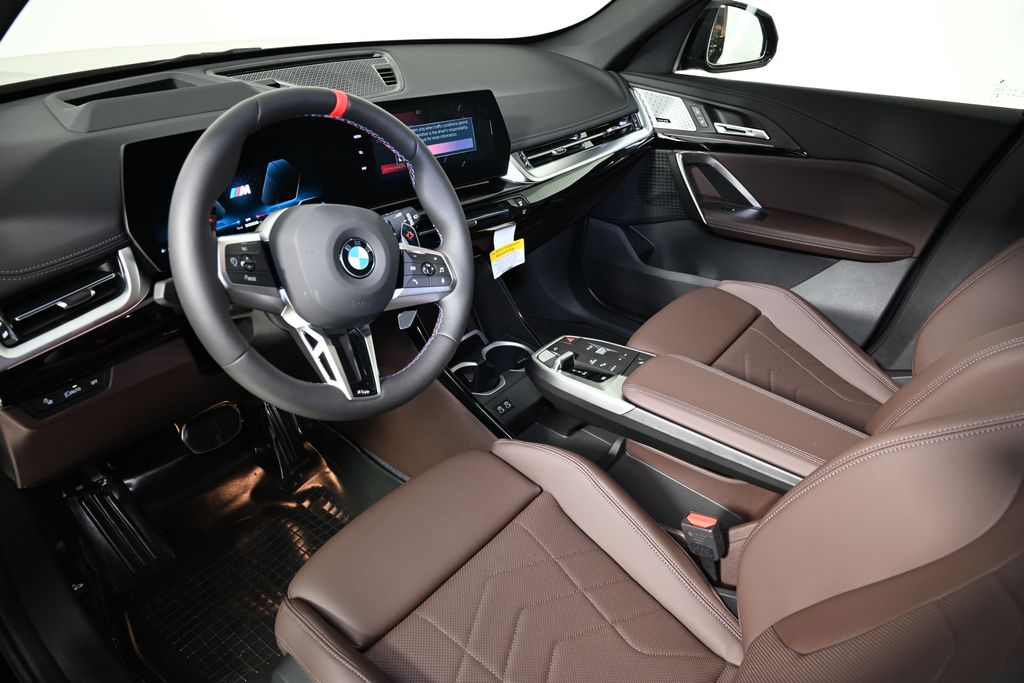 2025 BMW X1 M35i 16