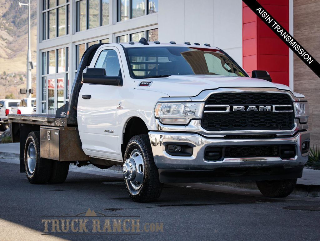 2022 RAM 3500 Chassis Tradesman Regular Cab DRW 4WD