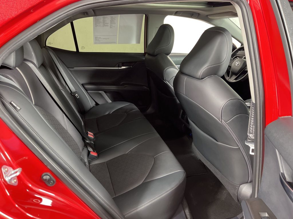 Thumbnail: 2021 Toyota Camry - 9