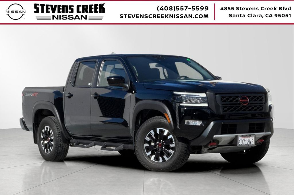 2024 Nissan Frontier PRO-4X Crew Cab 4WD