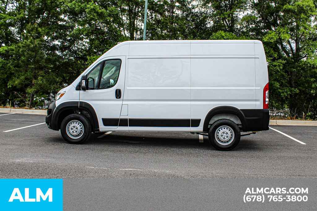 Used 2025 White Ram High Roof image 6