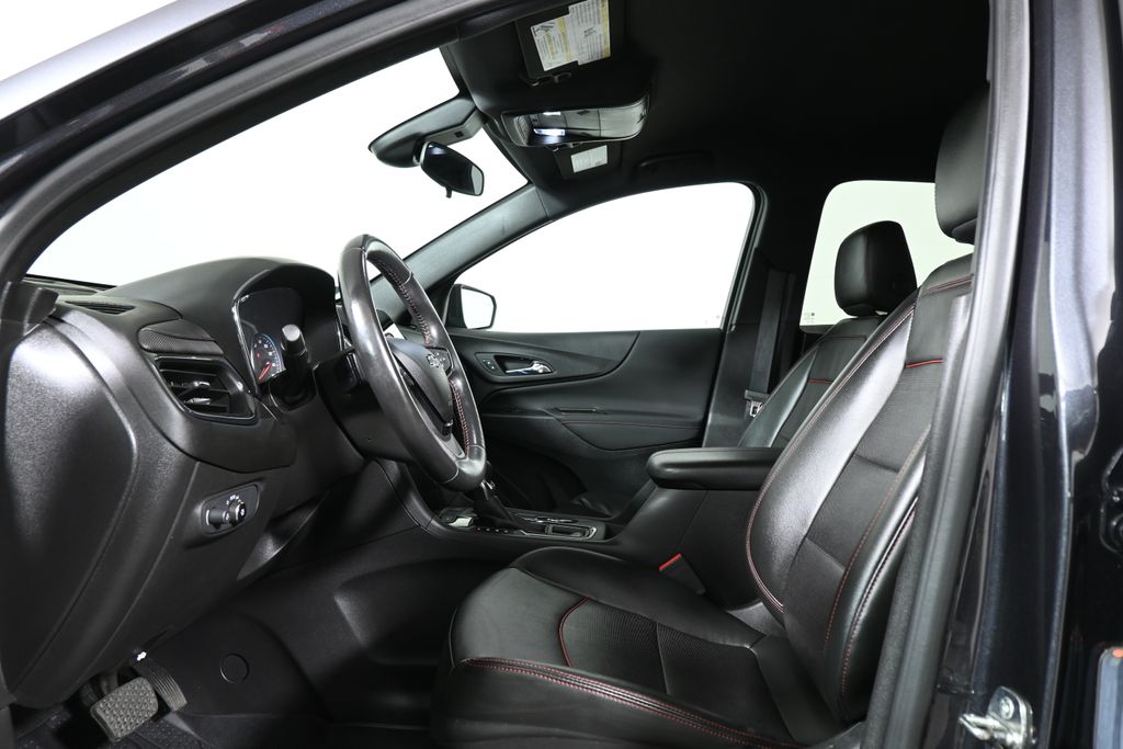 Thumbnail: 2022 Chevrolet Equinox - 3