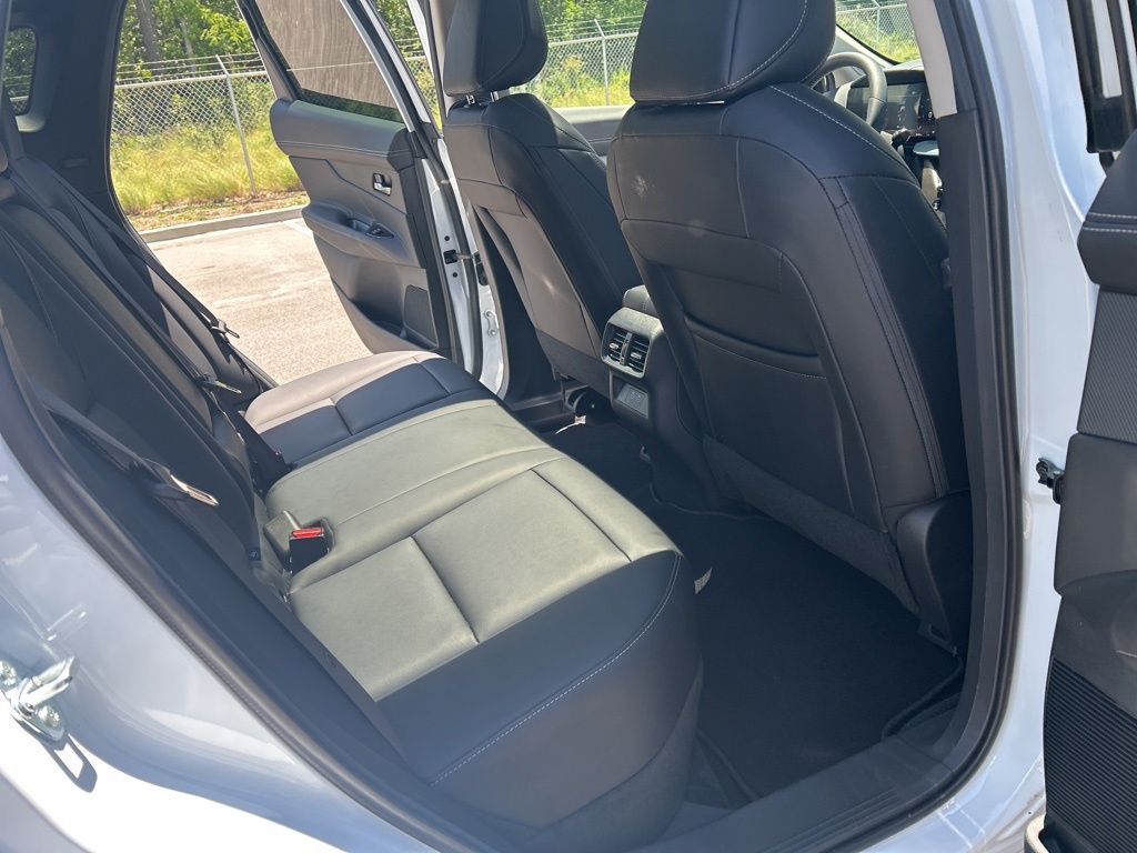 2025 Nissan Murano SL White at Lugoff Nissan